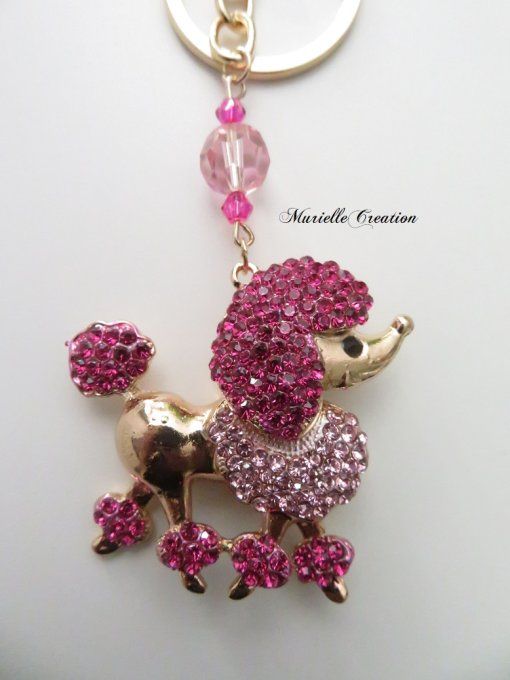 Porte-clés ou bijou de sac chien caniche strass rose fuchsia