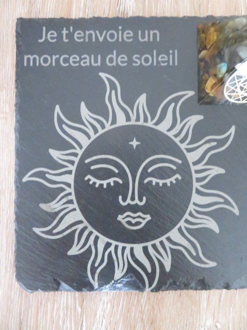 Décoration de table en ardoise gravure Soleil, citation + orgonite Labradorite, Œil de tigre